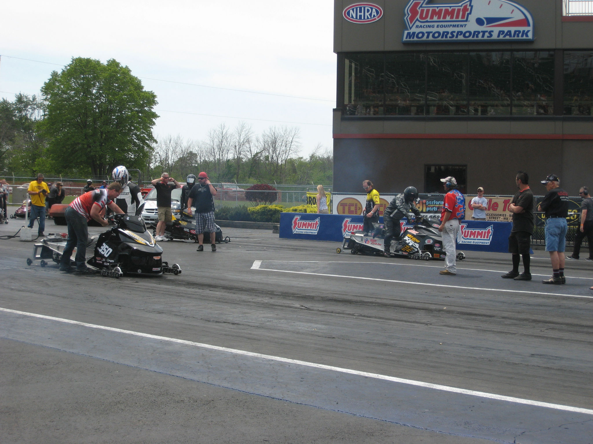 Straightline Pro 1000 @ Route 66 Dragway (far lane)